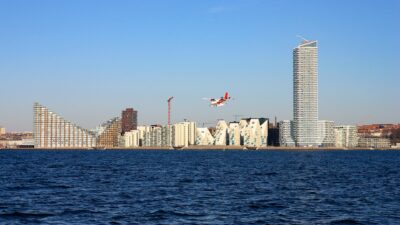 Indgang mod Aarhus med vandflyver klar til landning